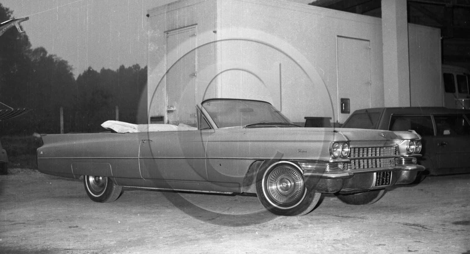 AU 380 Cadillac Fleetwood cabriolet 1963 .jpg