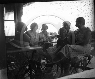 vi  1748 Montalivet en 1930 hotel Goubé .jpg