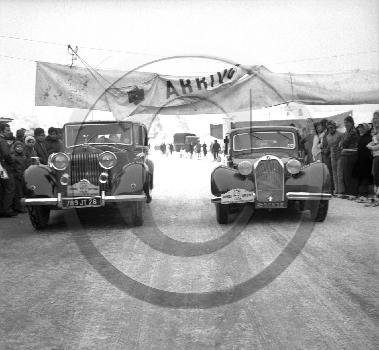 AU 829 Rolls royce Talbot au depart .jpg