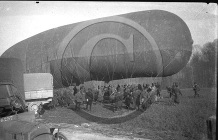 avi 102 ballon .jpg