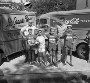 AUU 145 Citroen HY Aout 1964  .jpg