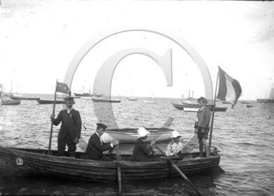 arc 4512 bateau a clin .jpg