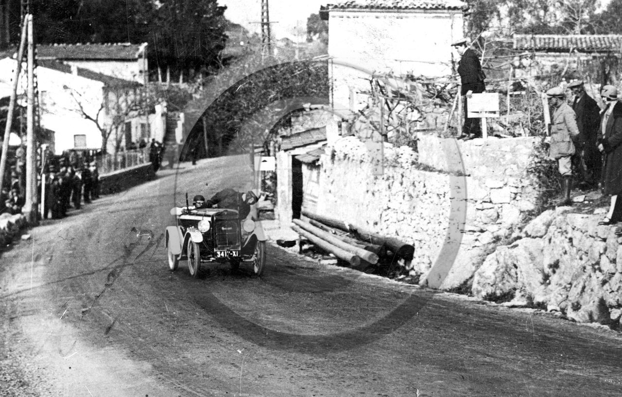 AU 1135 Rosengart d'apres photo  .jpg