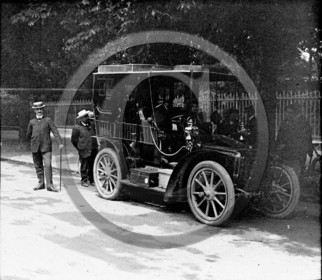 AU 1422 bis panhard  .jpg