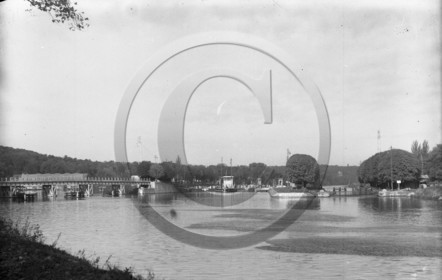 BA 1687 ecluses de Bougival.jpg